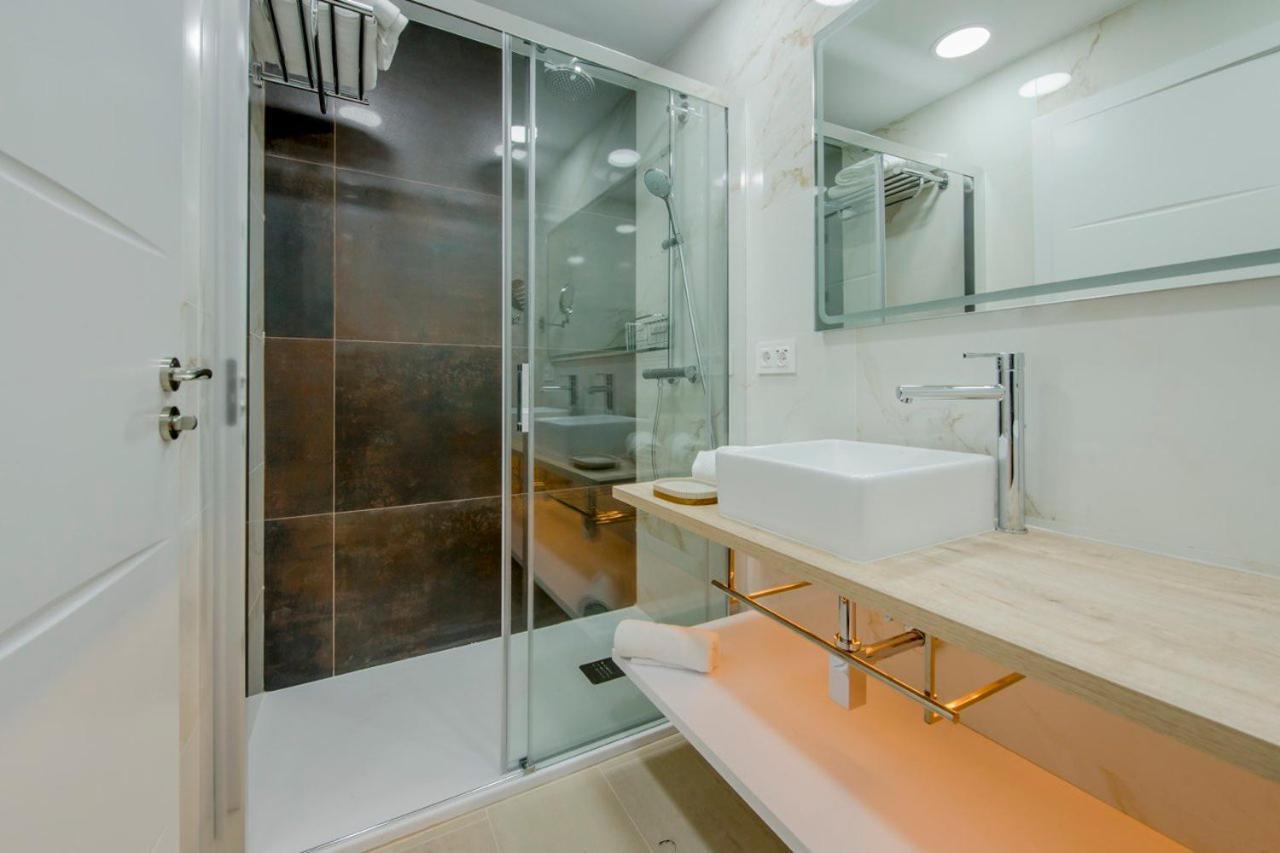 Suara Apartamentos 3 Madrid Kültér fotó
